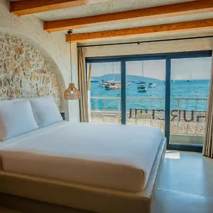 Churchill Townhouse Apartment Bodrum